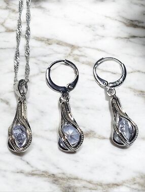 Sterling Silver Plated Teardrop Crystal Pendant Necklace & Earrings Set